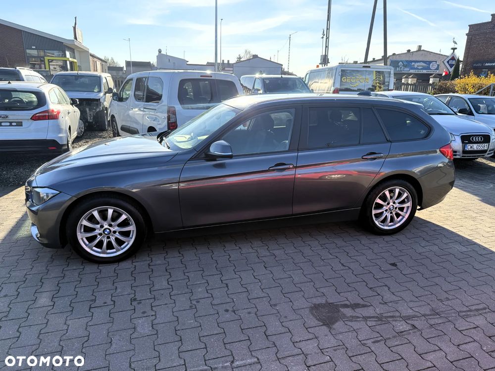 BMW Seria 3 318d - 6