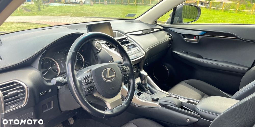 Lexus NX 200t Elite AWD - 10