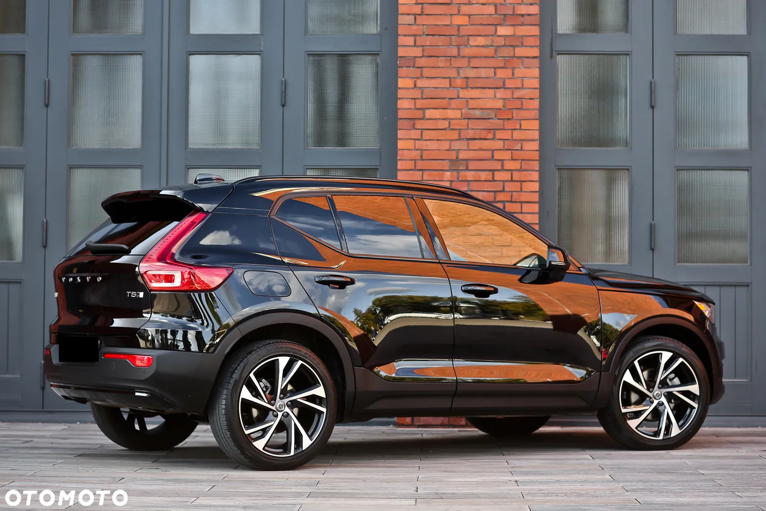 Volvo XC 40 T5 AWD R-Design - 17