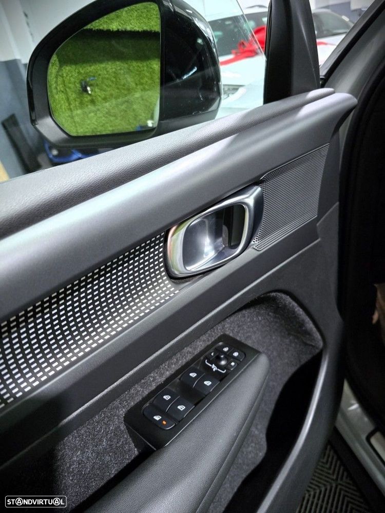 Volvo XC 40 P8 AWD Recharge RDesign - 19