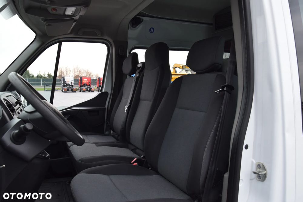 Renault MASTER / 2.3 - 150 KM / BRYGADÓWKA / DOKA / 7 OSOBOWY / DOSTAWCZE / BLASZAK / KLIMA / TEMPOMAT / SPROWADZONY - 33