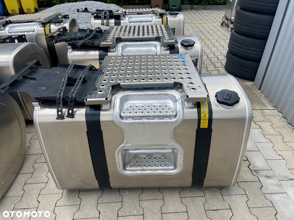Zbiornik paliwa Volvo FH Renault 480 litrów bak jak nowy