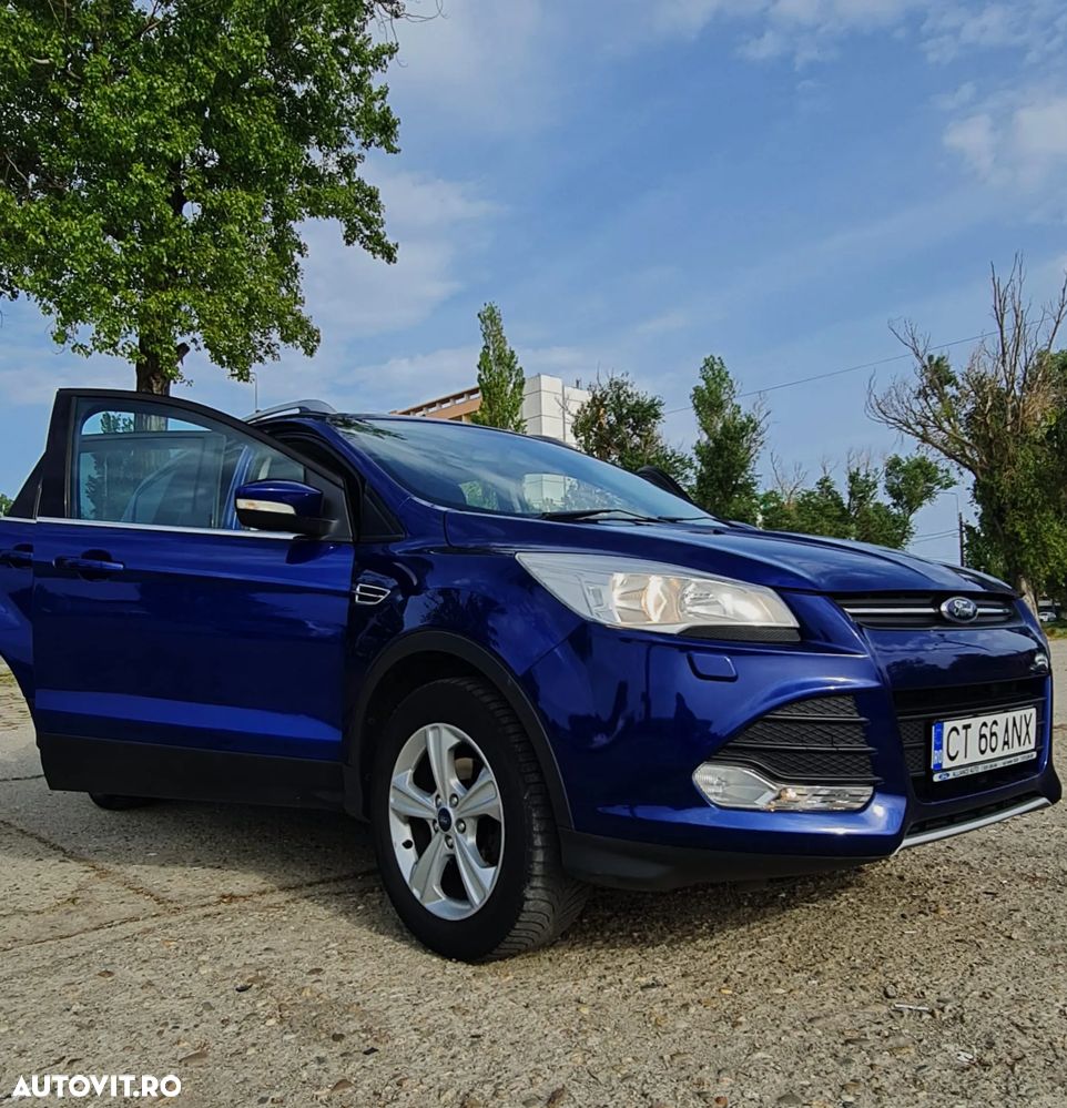 Ford Kuga - 1