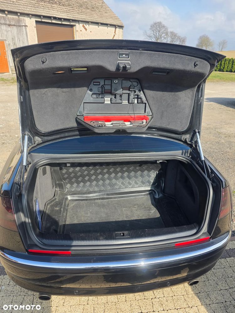 Audi A8 4.2 FSI Quattro - 15