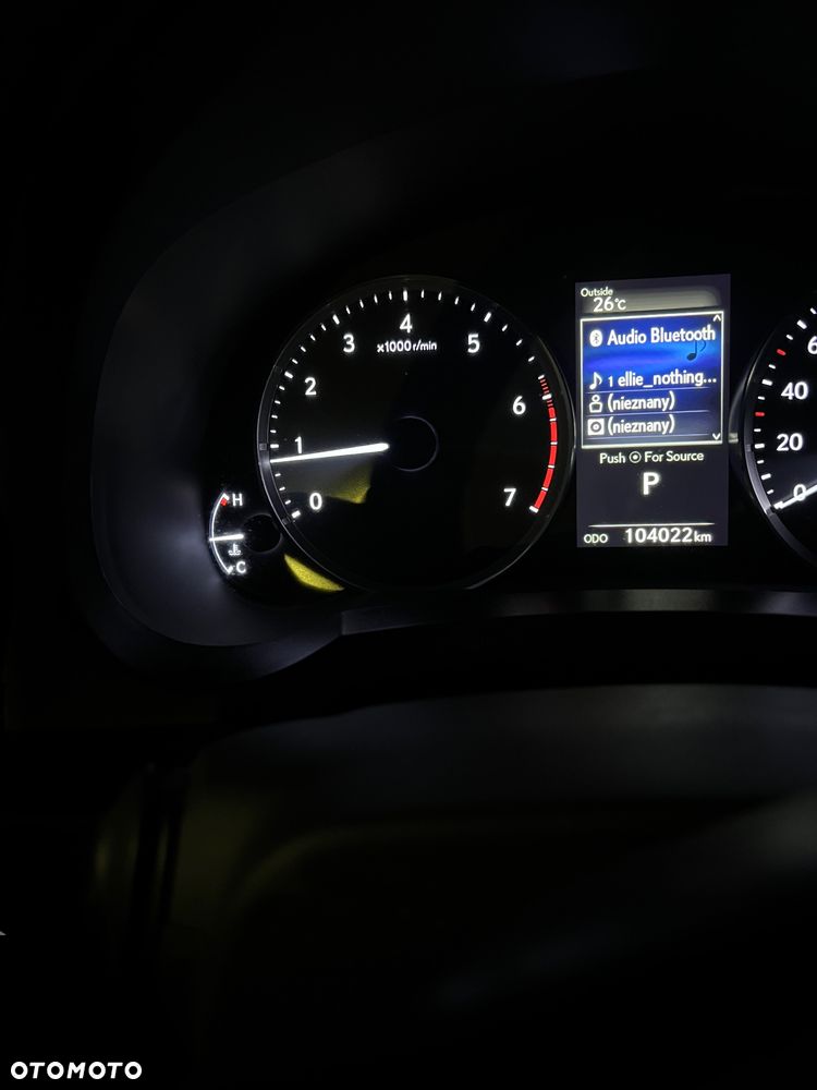 Lexus RC 200t / 300 Elegance - 12