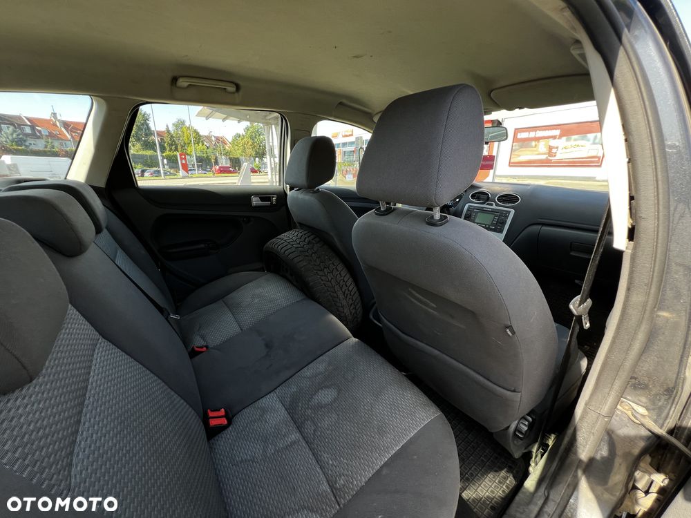 Ford Focus - 12