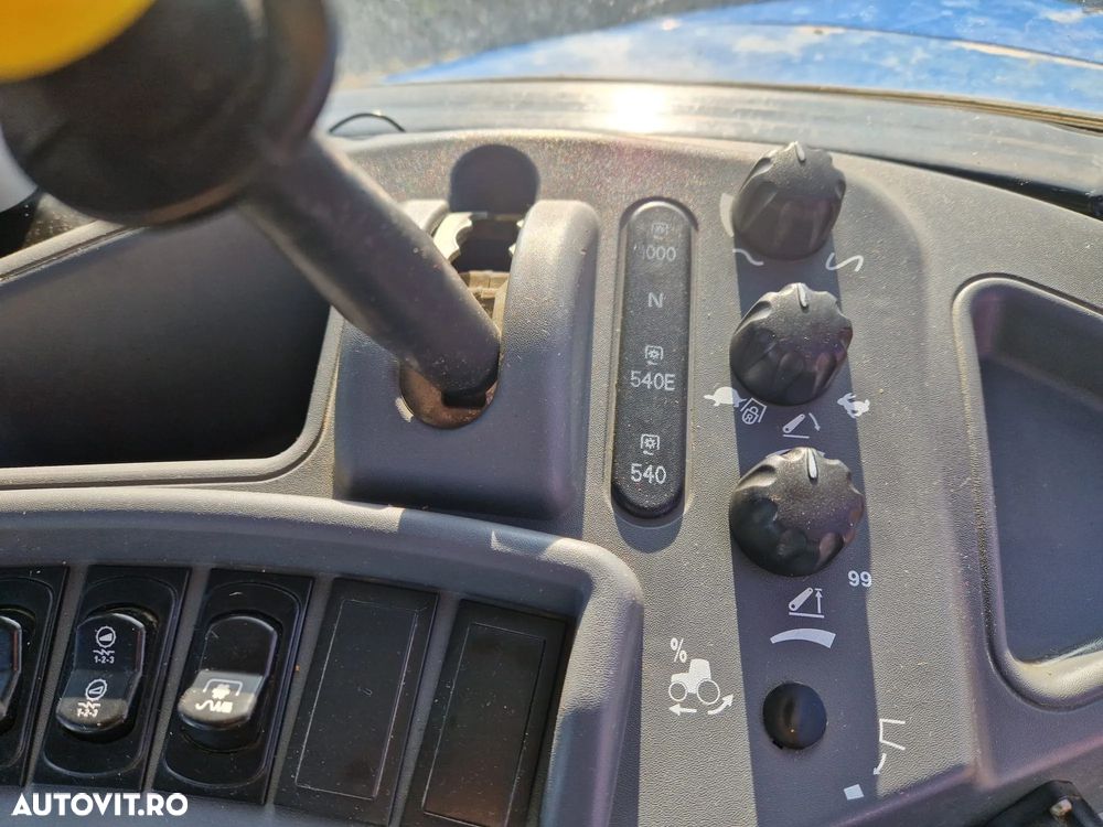 New Holland T5.105 TRACTOR AGRICOL 4x4 - 38