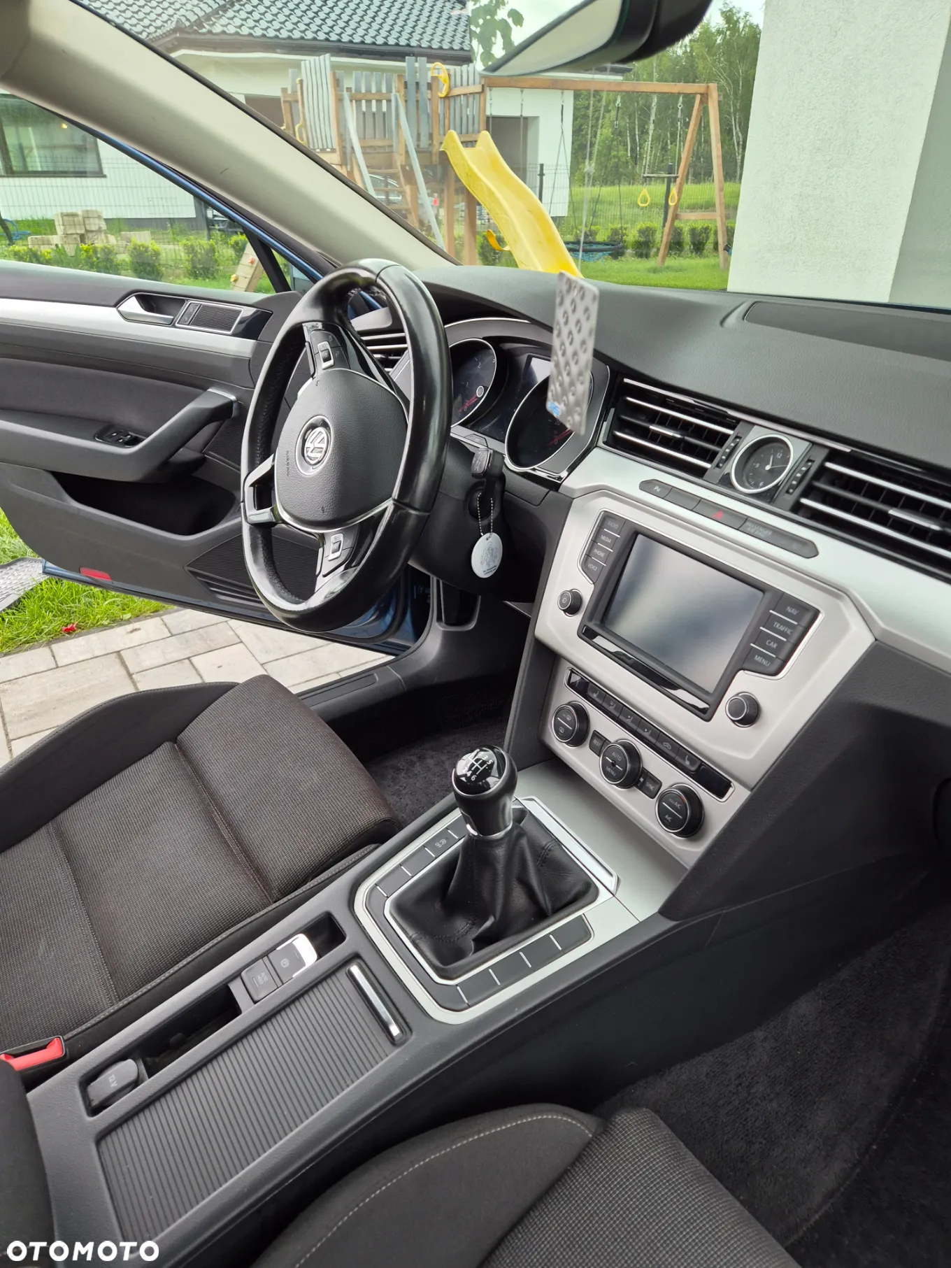 Volkswagen Passat - 2