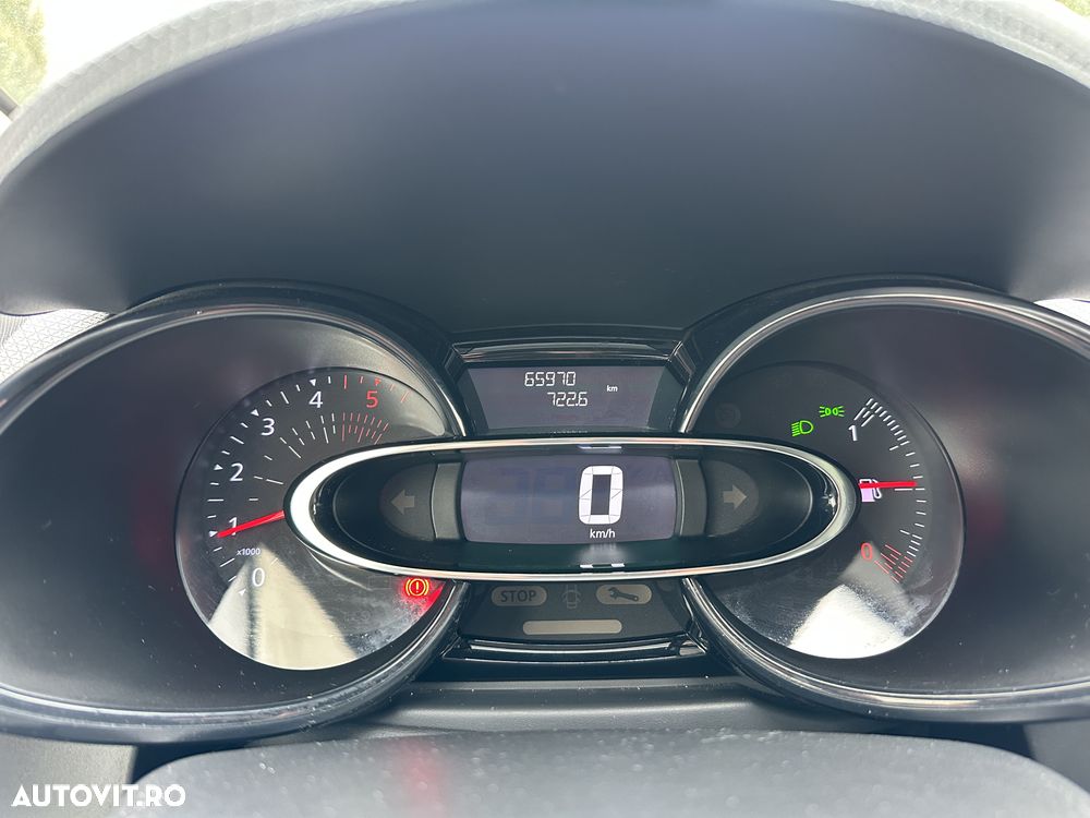 Renault Clio 1.5 dCi Zen - 11