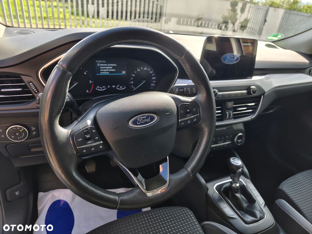 Ford Focus - 8