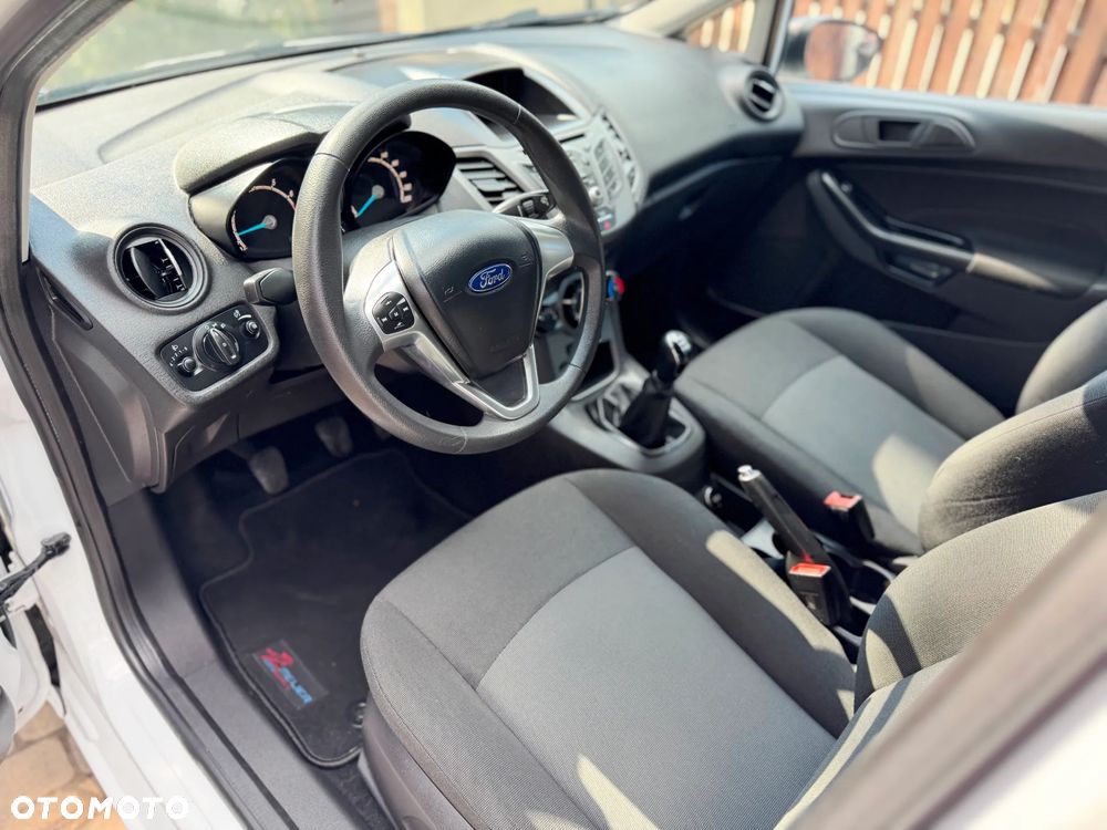 Ford Fiesta 1.25 Silver X (Ambiente) EU6 - 22