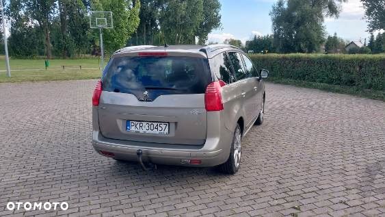 Peugeot 5008 - 4