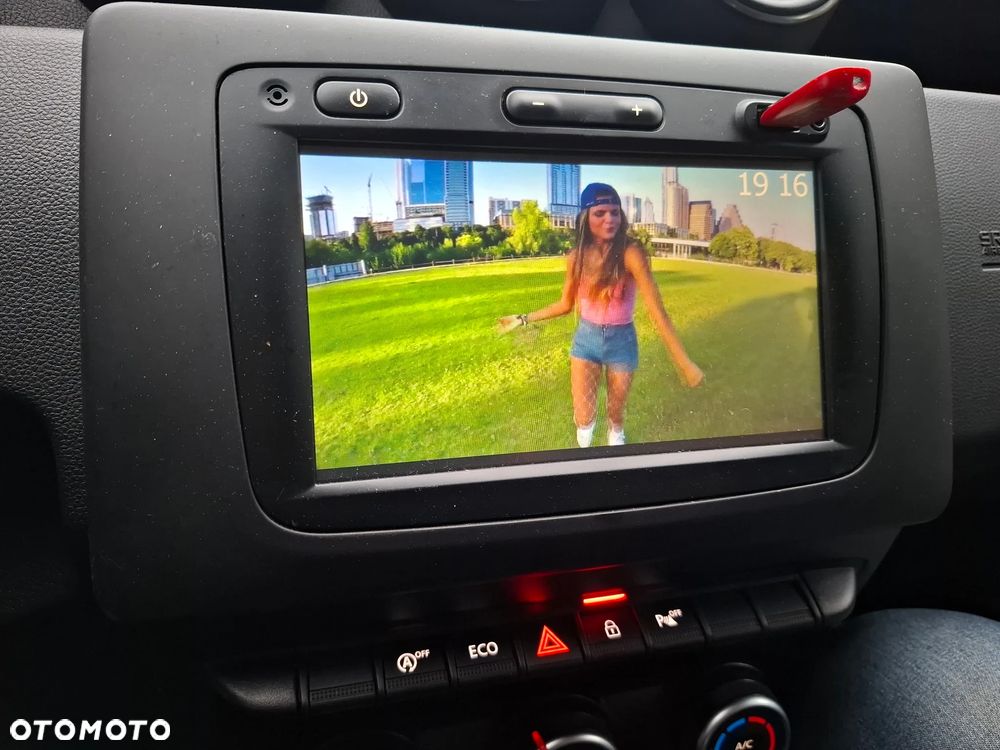 Dacia Duster 1.6 SCe S&S - 25