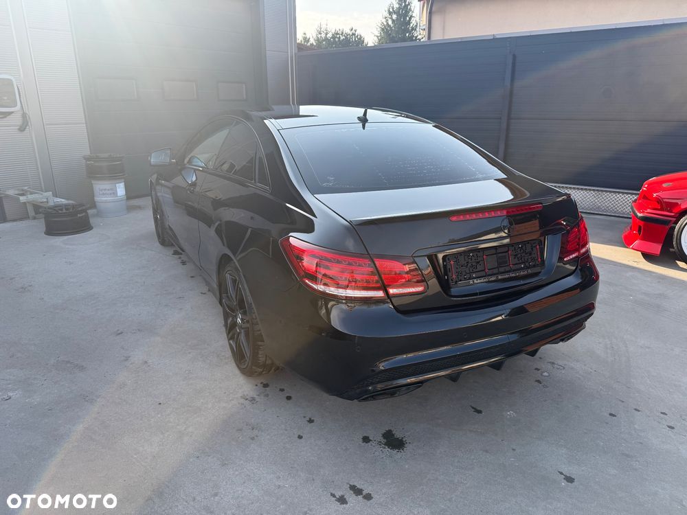 Mercedes-Benz Klasa E 250 7G-TRONIC Sport Edition - 10