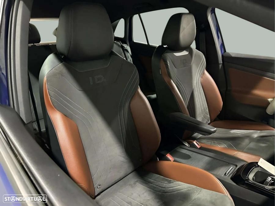 VW ID.4 77 kWh Pro Performance Family - 8