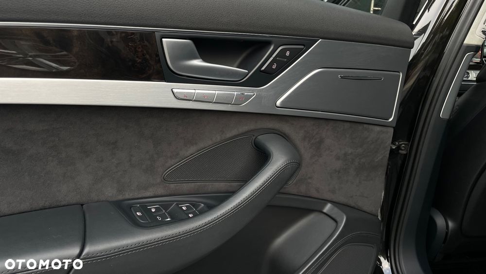 Audi A8 4.2 TDI clean diesel L Quattro - 25