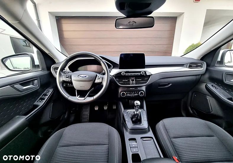 Ford Kuga 1.5 EcoBoost FWD Titanium - 27