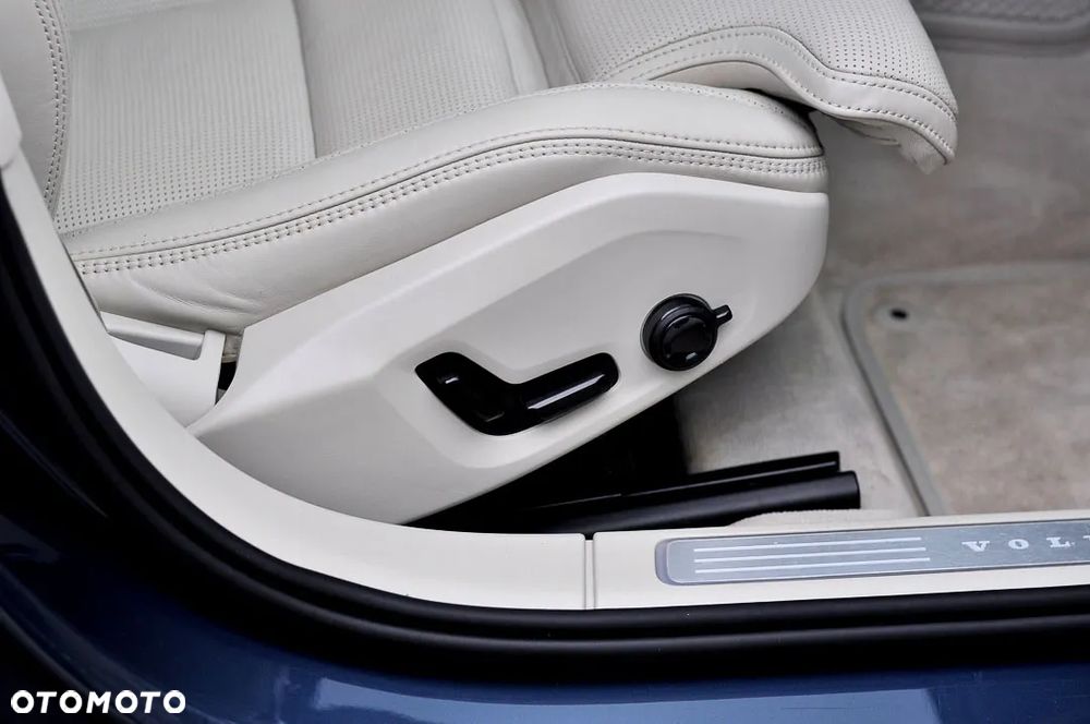 Volvo V90 D4 Geartronic Inscription - 25
