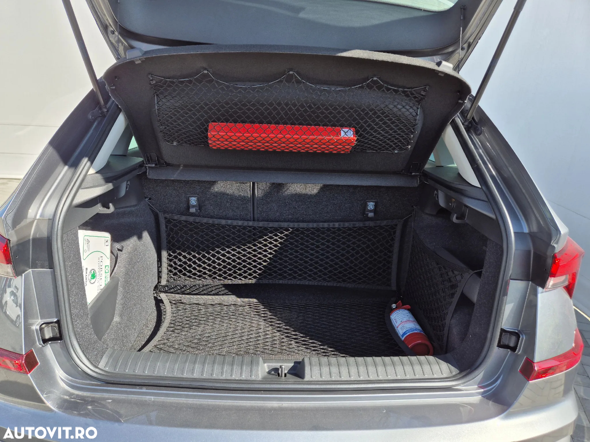 Skoda Kamiq 1.5 TSI DSG Selection - 33