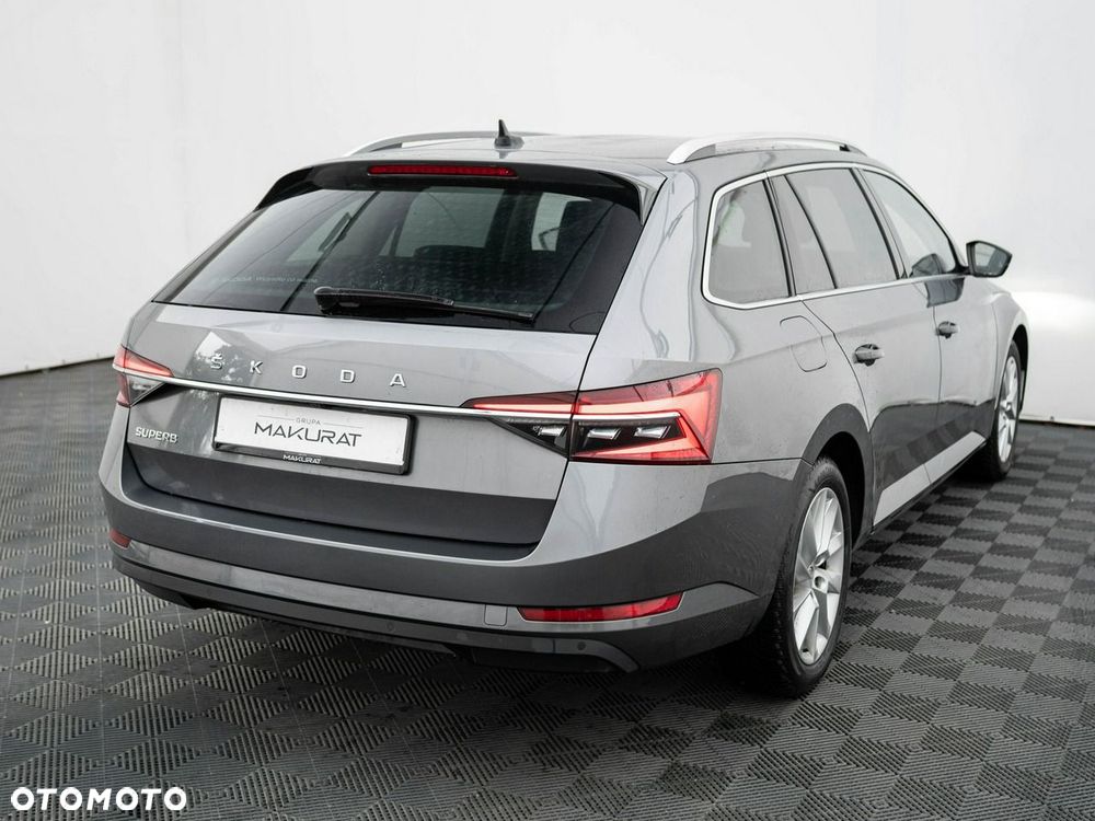Skoda Superb 2.0 TDI SCR Style DSG - 6
