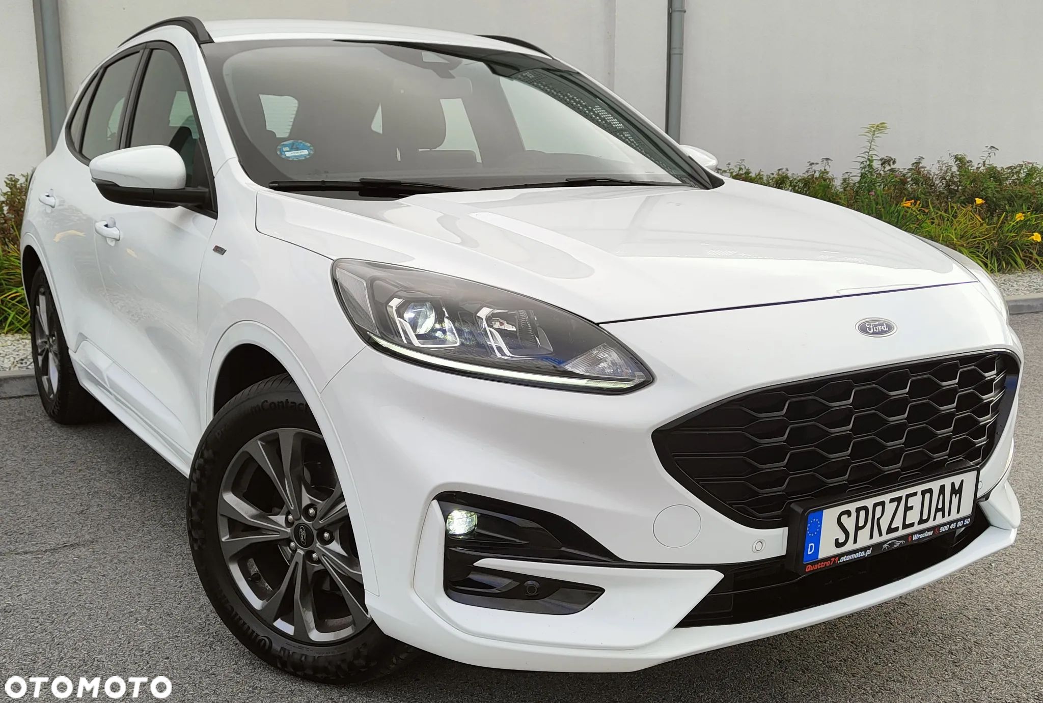 Ford Kuga 1.5 EcoBoost ST-LINE X - 1