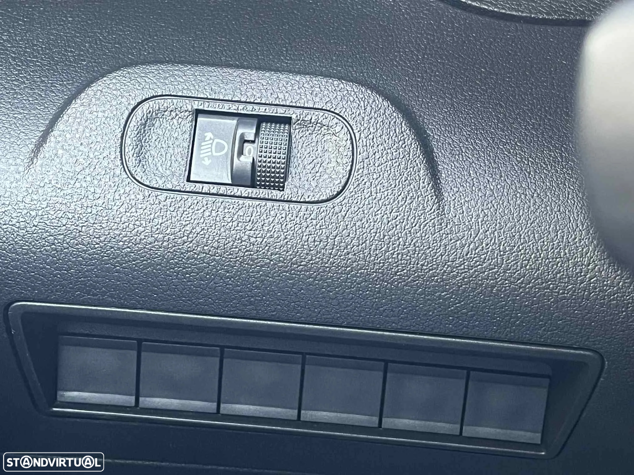 Peugeot Partner Premium Standard 1.6 BlueHDi 75cv - 10