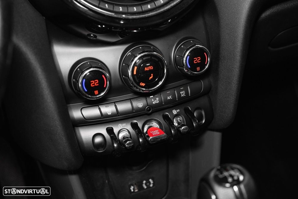 MINI 3 Portas Cooper D - 28