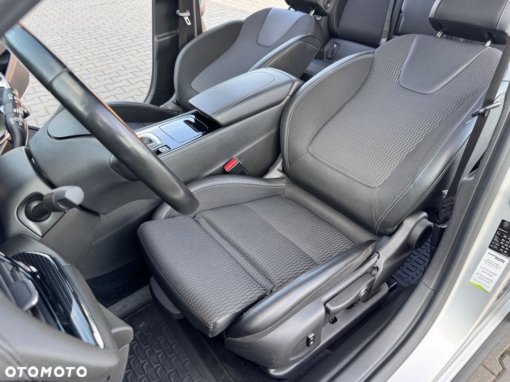 Opel Insignia 2.0 CDTI automatik Business Edition - 25