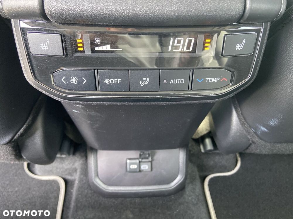 Toyota Highlander - 21