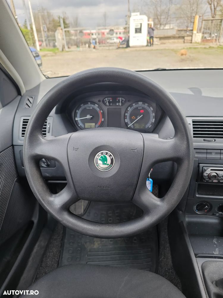 Skoda Fabia 1.2 Ambiente - 6