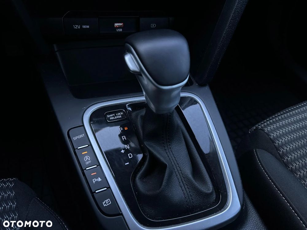 Kia Ceed 1.5 T-GDI M DCT - 25