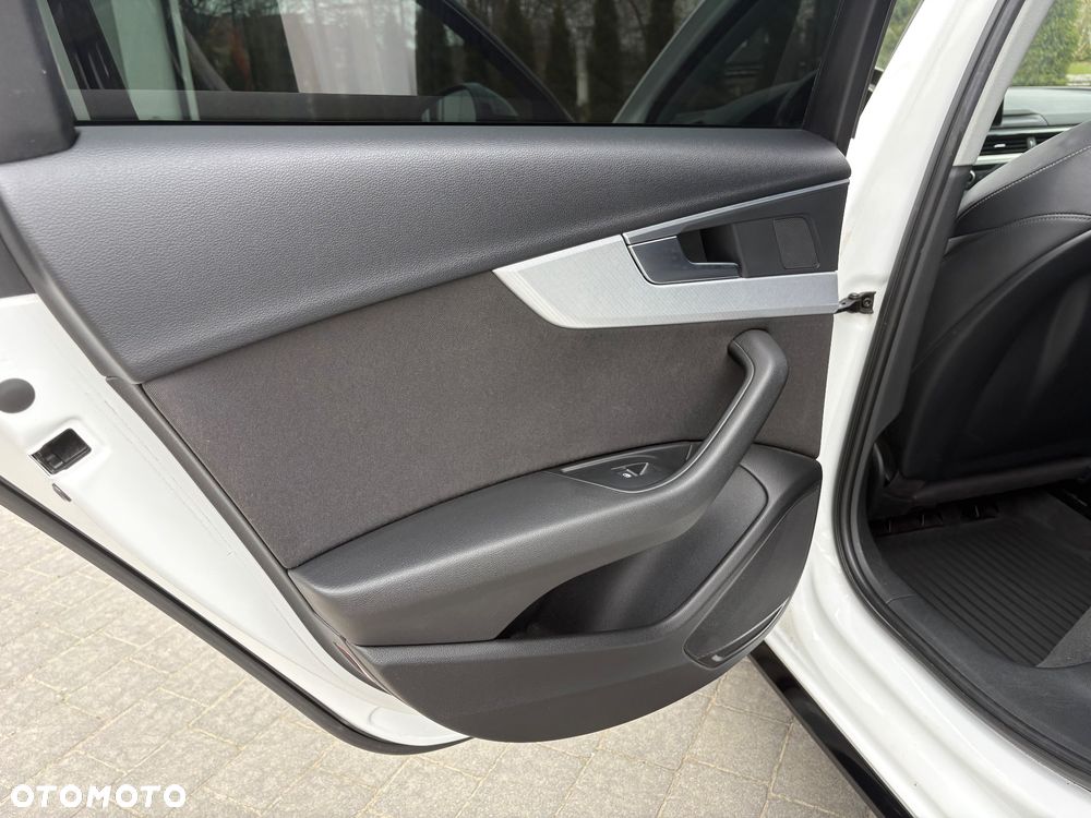 Audi A4 Avant 2.0 TDI ultra sport - 25