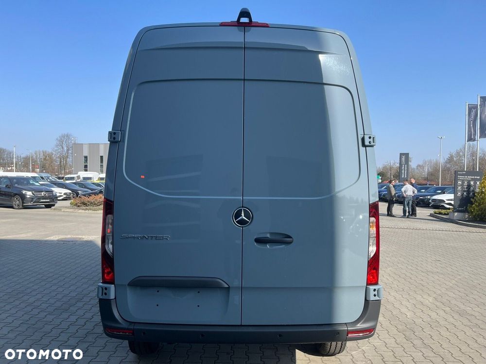 Mercedes-Benz Sprinter 319 CDI - 6