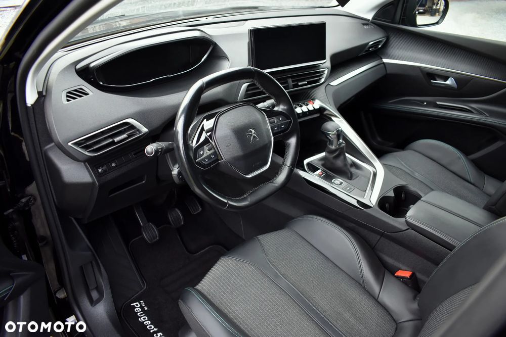 Peugeot 5008 BlueHDi 130 Allure Pack - 24