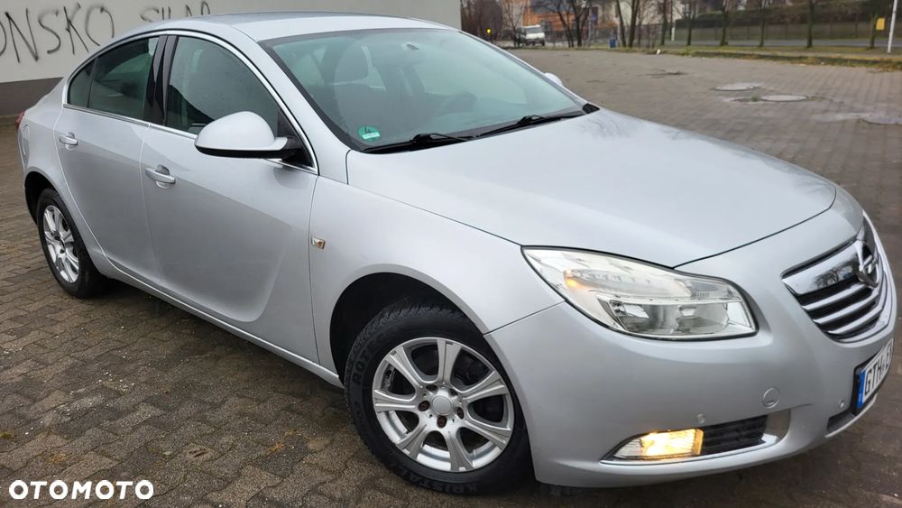 Opel Insignia - 1
