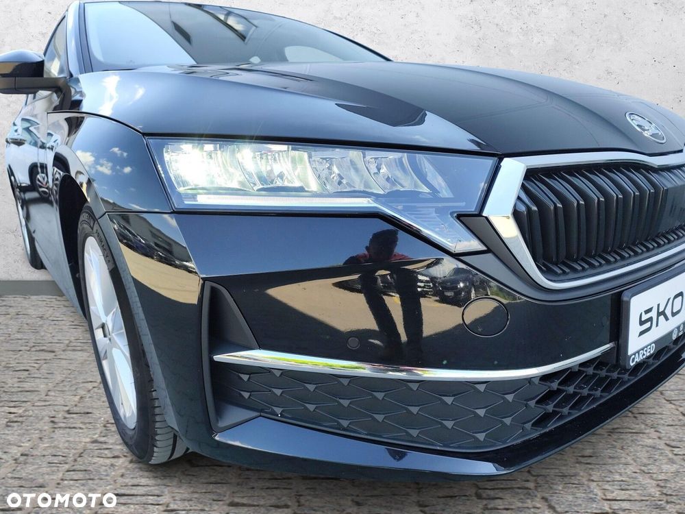 Skoda Octavia 1.5 TSI mHEV Selection DSG - 36