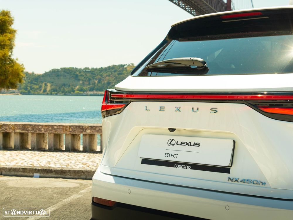 Lexus NX 450h+ Executive - 23