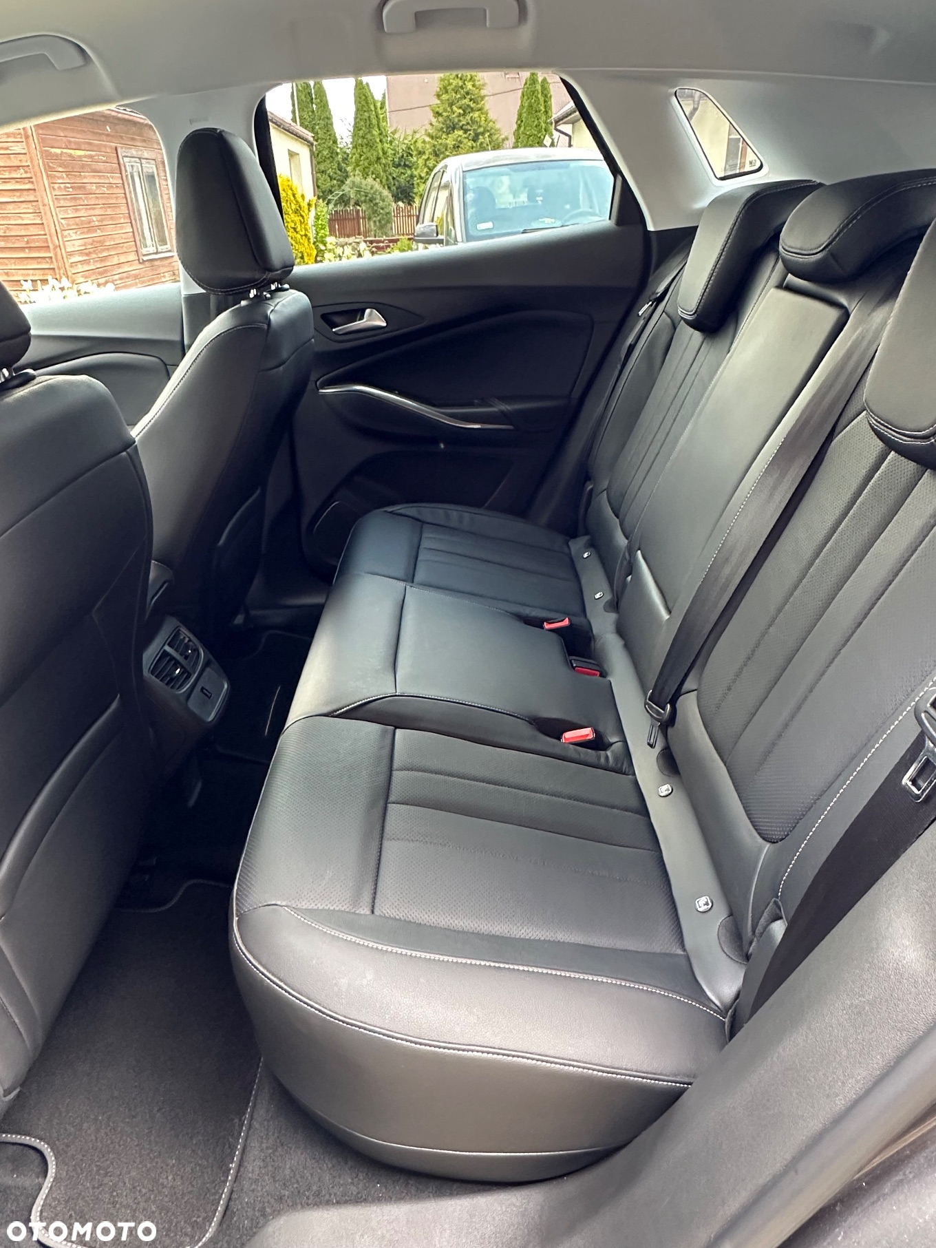 Opel Grandland X 1.6 T PHEV 4x4 Ultimate - 36