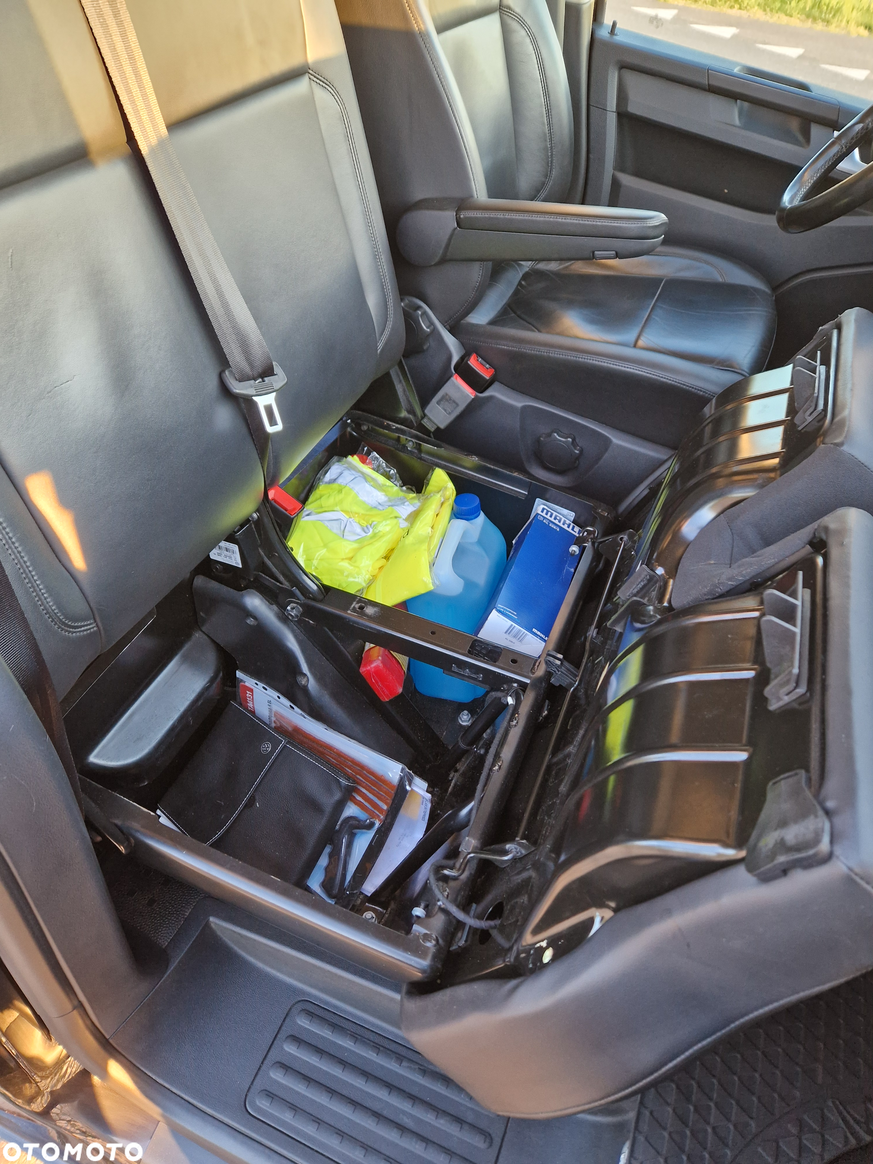 Volkswagen Caravelle 2.0 BiTDI L2 Highline 4Motion DSG - 38