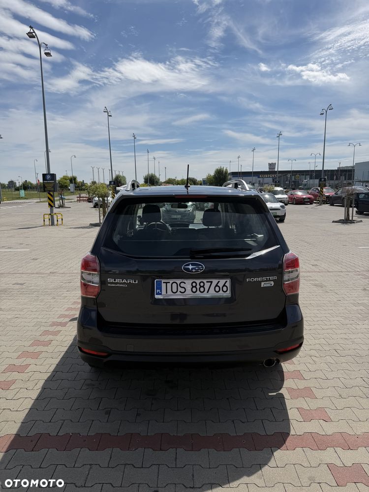 Subaru Forester 2.0D Exclusive - 11
