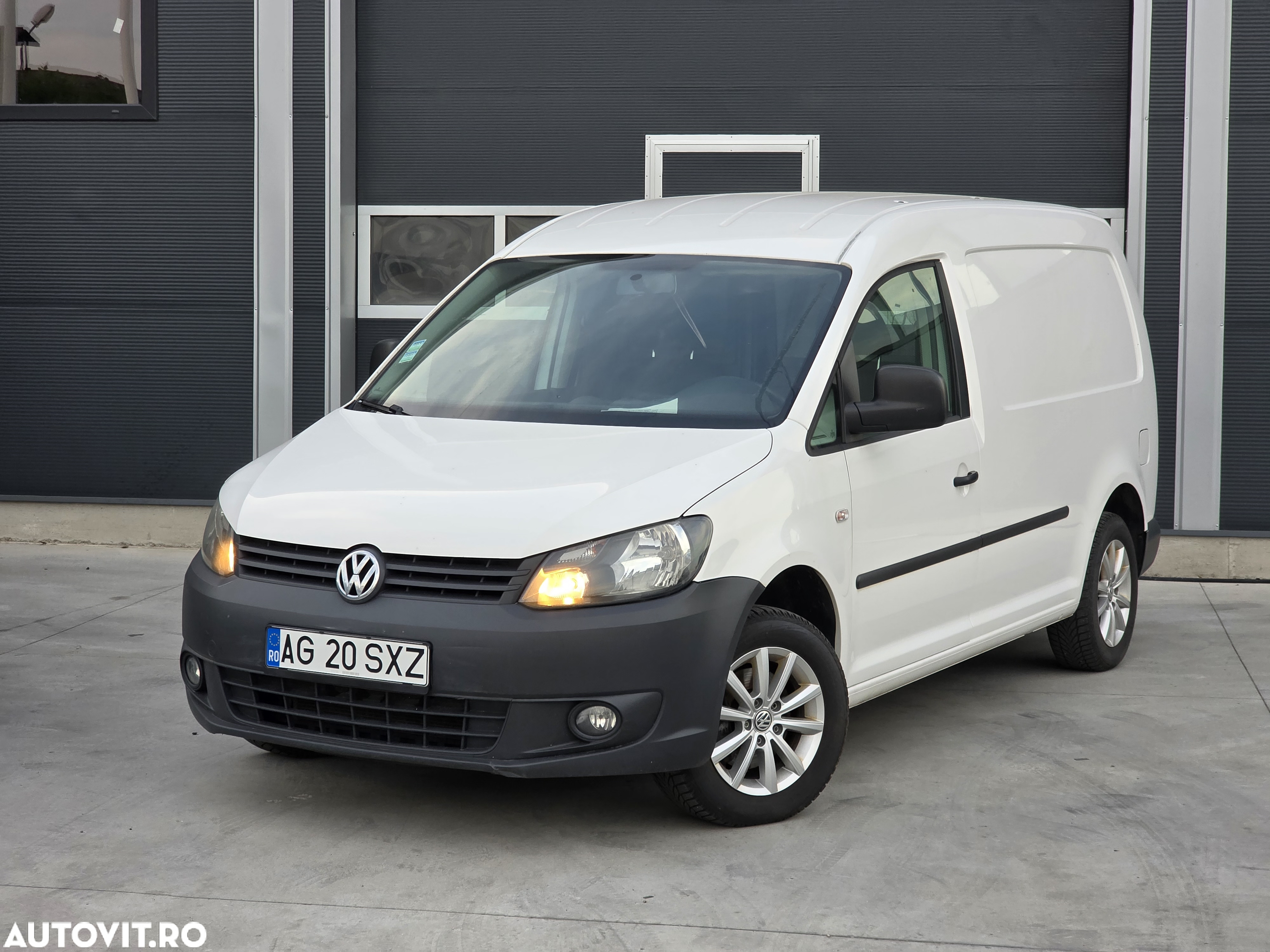 Volkswagen Caddy 1.6 TDI BlueMotion - 2