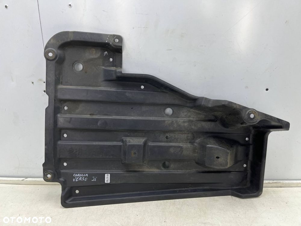 Osłona podwozia Toyota Corolla Verso II 04-09r. osłona dolna płyta ORYGINAL 58398-0f010 - 1