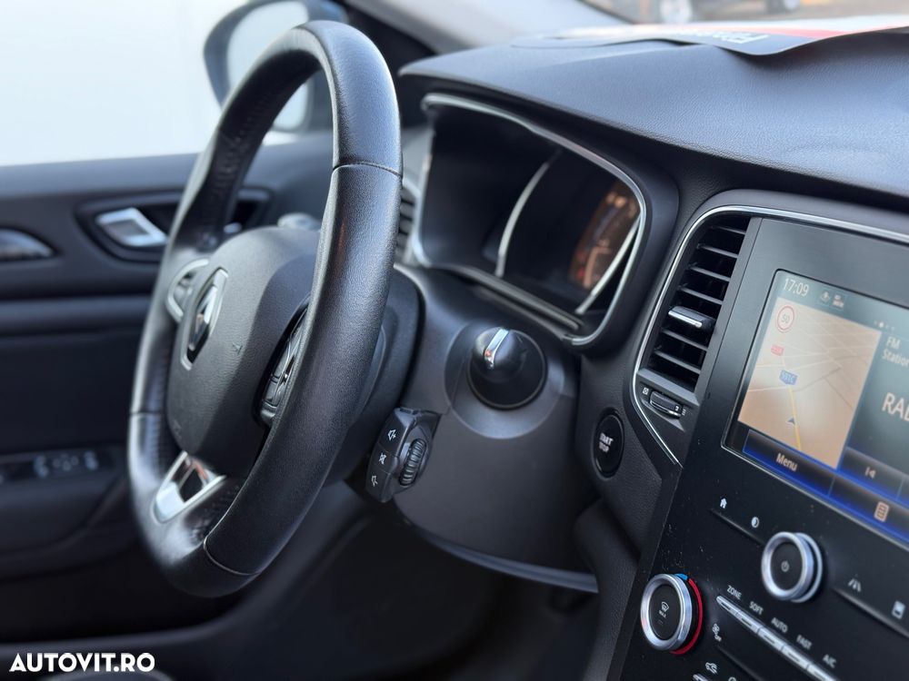 Renault Megane ENERGY dCi 110 EDC LIMITED - 16