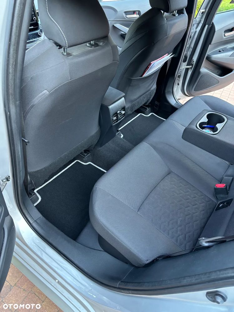 Toyota Corolla 1.8 Hybrid Comfort - 10