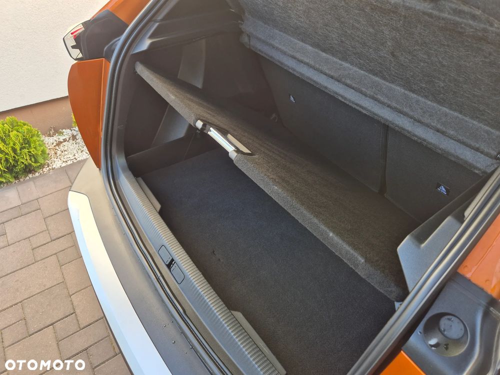 Peugeot 2008 BlueHDi 110 Active Pack - 29