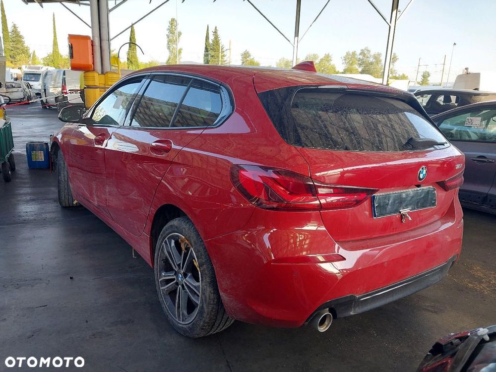BMW Seria 1 118i Sport Line - 3