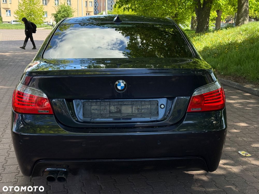 BMW Seria 5 525i Edition Sport - 11
