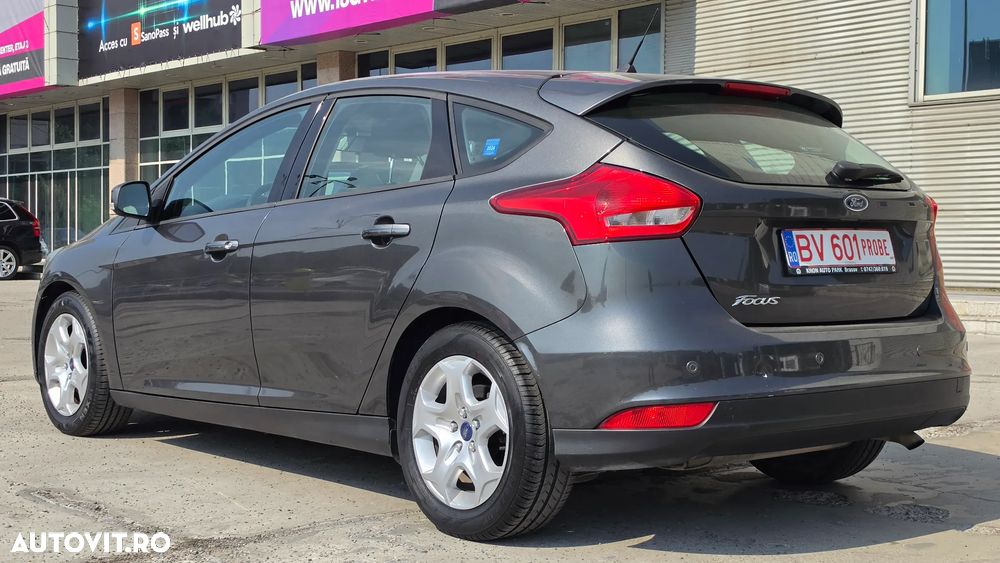 Ford Focus 1.6 TI-VCT Sport - 23