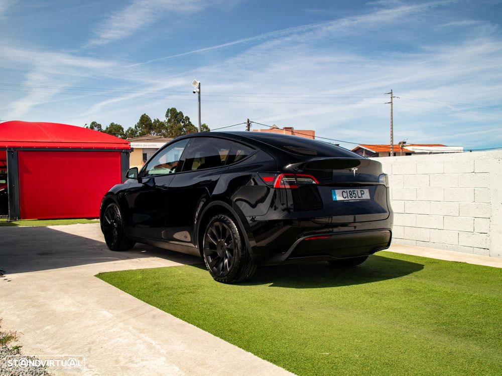 Tesla Model Y Long Range Tração Integral - 11
