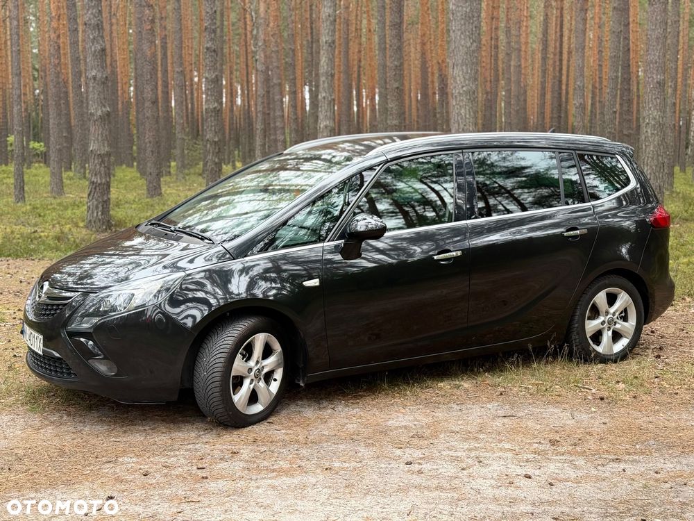 Opel Zafira - 10